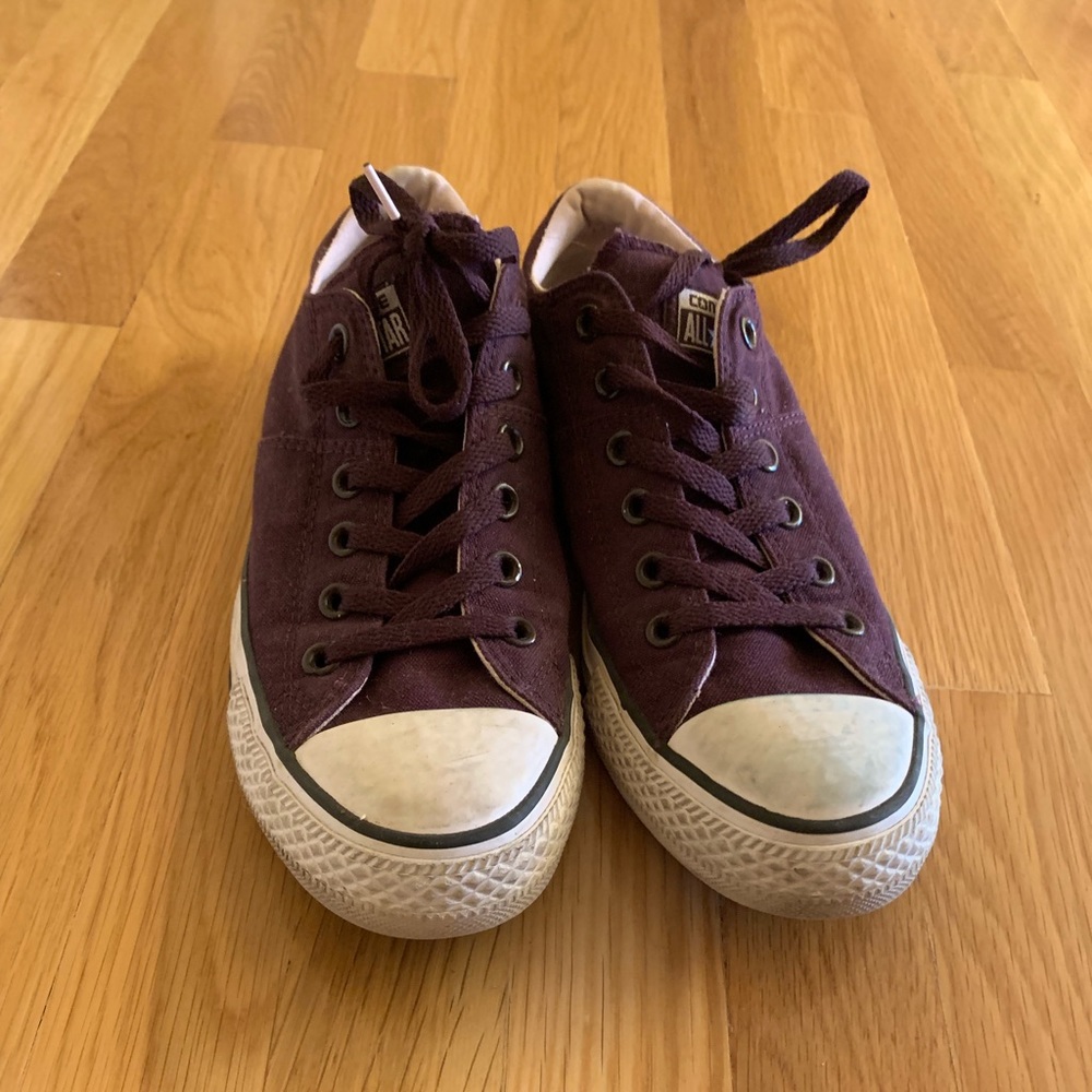 Women’s converse